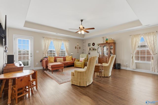 233 Olde Dogwood Trail, Priceville, AL 35603