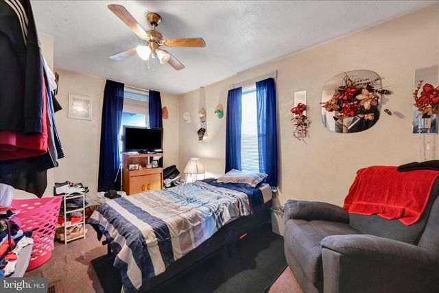 28 S ROBERTS AVE, New Holland, PA 17557