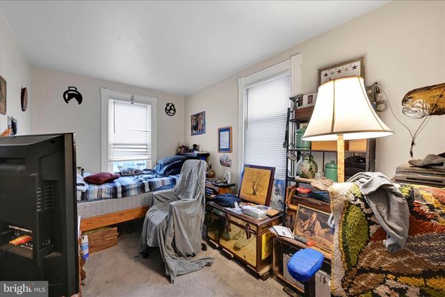 28 S ROBERTS AVE, New Holland, PA 17557