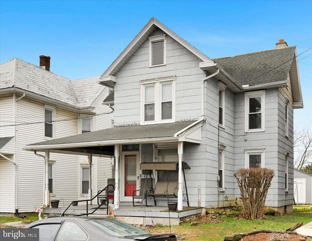 28 S ROBERTS AVE, New Holland, PA 17557