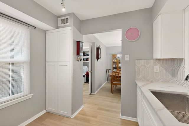 5300 Keller Springs Road 1048, Dallas, TX 75248