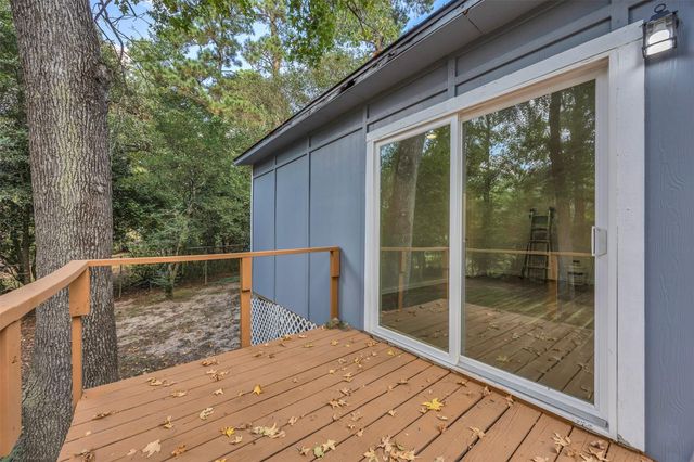 30519 Lake Circle Lane, Magnolia, TX 77354