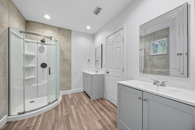 30519 Lake Circle Lane, Magnolia, TX 77354