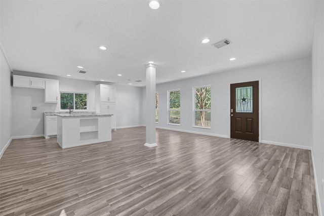 30519 Lake Circle Lane, Magnolia, TX 77354