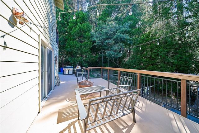 23891 Lakeview, Crestline, CA 92325