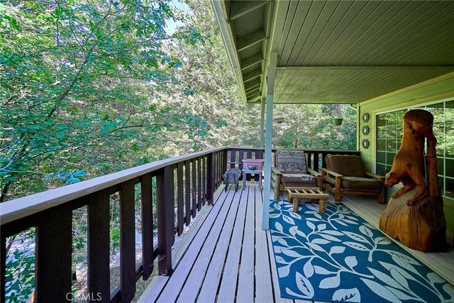 23891 Lakeview, Crestline, CA 92325