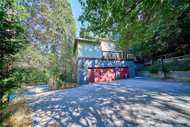 23891 Lakeview, Crestline, CA 92325