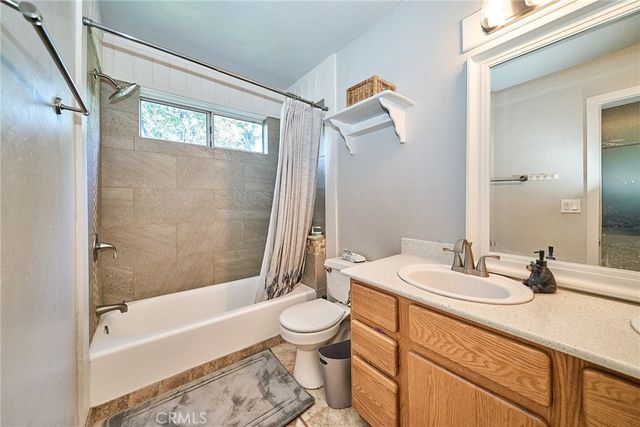 23891 Lakeview, Crestline, CA 92325