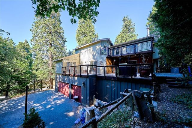23891 Lakeview, Crestline, CA 92325