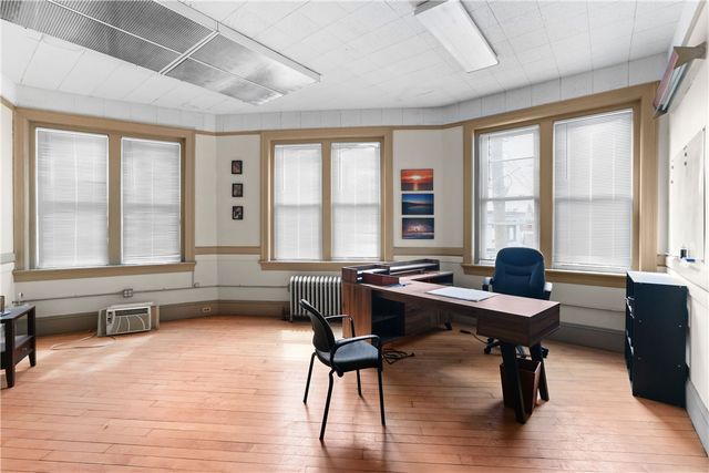 33 Summer Street, Pawtucket, RI 02860