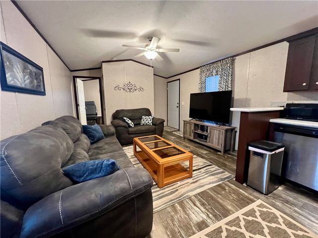 10 Skyline Drive, West Deer, PA 15084