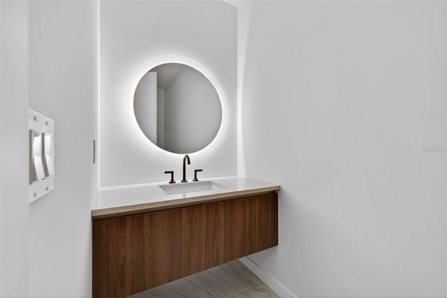 777 3RD AVENUE N 1106, St Petersburg, FL 33701