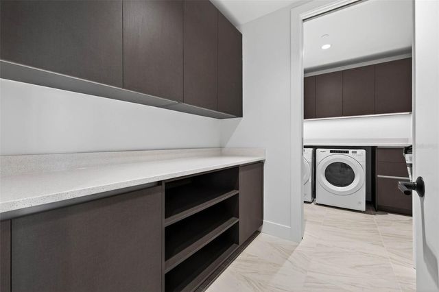 777 3RD AVENUE N 1106, St Petersburg, FL 33701