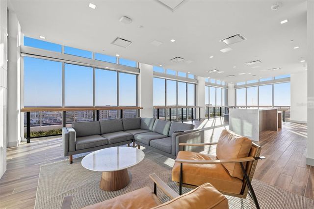 777 3RD AVENUE N 1106, St Petersburg, FL 33701