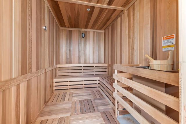 777 3RD AVENUE N 1106, St Petersburg, FL 33701