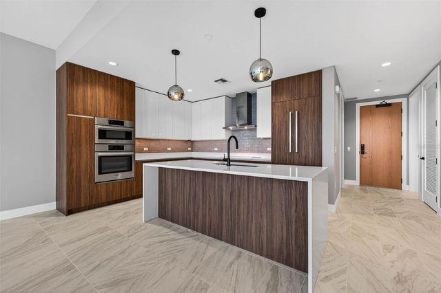 777 3RD AVENUE N 1106, St Petersburg, FL 33701