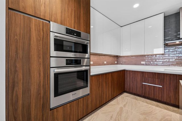 777 3RD AVENUE N 1106, St Petersburg, FL 33701