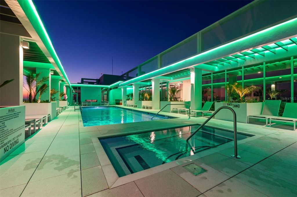 Image 34 of property listing at 777 3RD AVENUE N 1106, St Petersburg, FL 33701