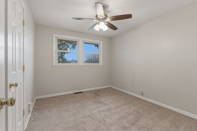 8310 Luree Ln, Hermitage, TN 37076