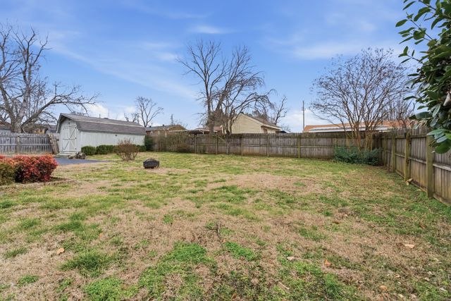 8310 Luree Ln, Hermitage, TN 37076