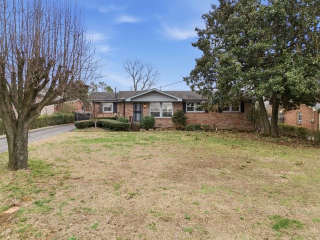 8310 Luree Ln, Hermitage, TN 37076