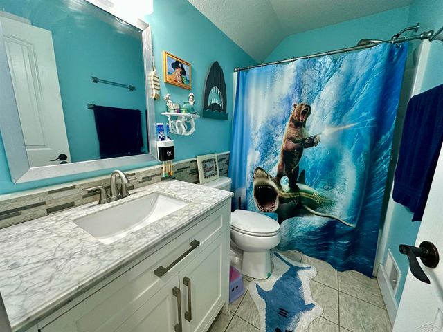 12091 E Tuscola Road, Frankenmuth, MI 48734