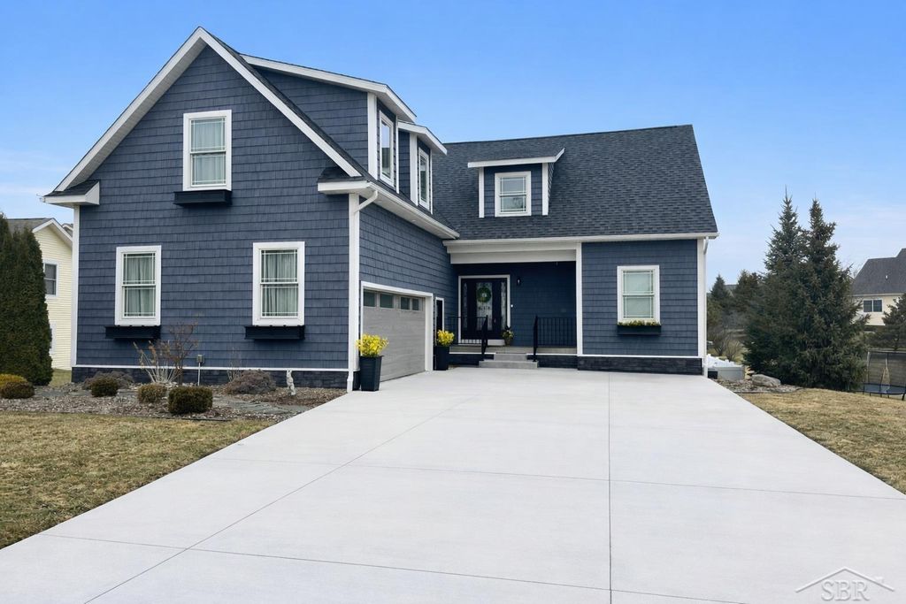 12091 E Tuscola Road, Frankenmuth, MI 48734