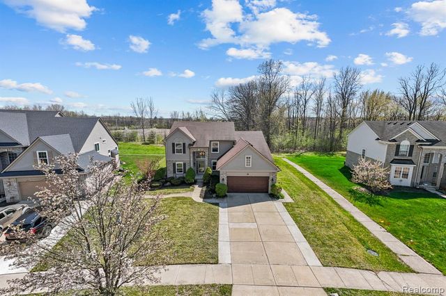 43529 S Timberview Drive, Van Buren, MI 48111