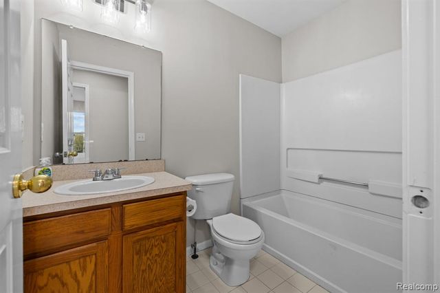 43529 S Timberview Drive, Van Buren, MI 48111