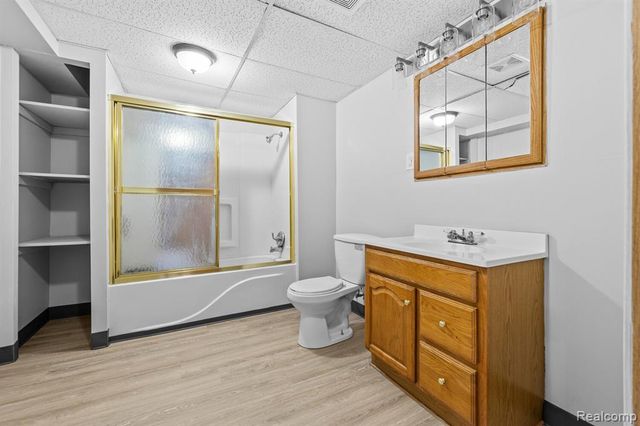 43529 S Timberview Drive, Van Buren, MI 48111