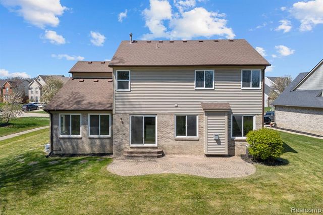 43529 S Timberview Drive, Van Buren, MI 48111
