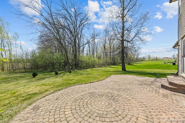 43529 S Timberview Drive, Van Buren, MI 48111