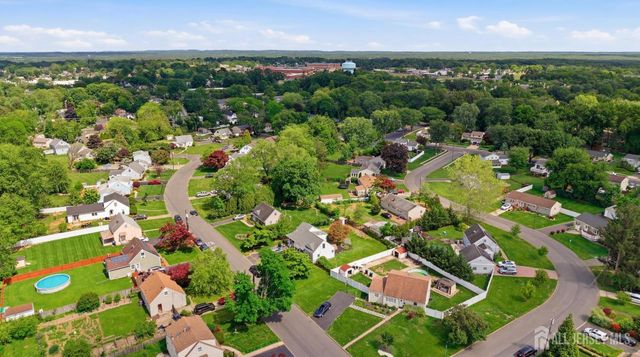 20 Fairfield Road, East Brunswick, NJ 08816