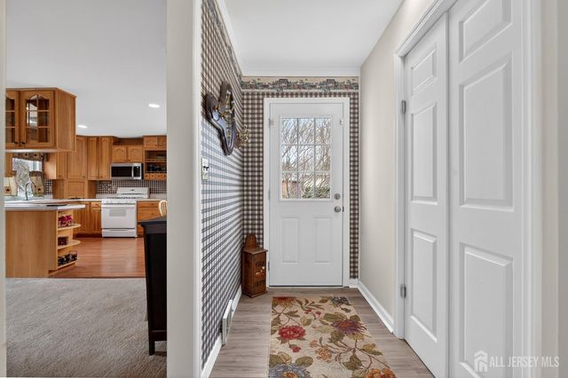 20 Fairfield Road, East Brunswick, NJ 08816