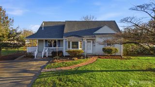20 Fairfield Road, East Brunswick, NJ 08816