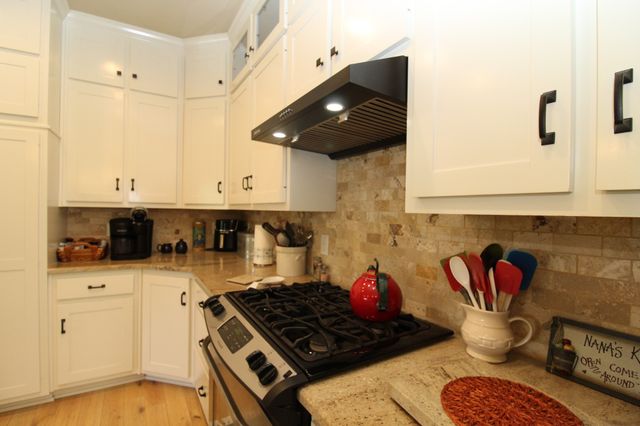 725 Lick Creek Rd, Hartsville, TN 37074