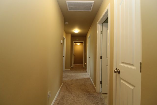 725 Lick Creek Rd, Hartsville, TN 37074