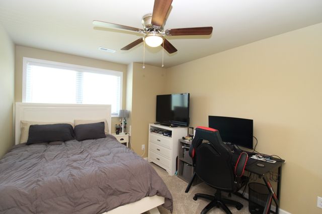 725 Lick Creek Rd, Hartsville, TN 37074