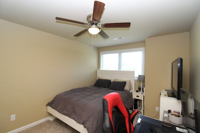 725 Lick Creek Rd, Hartsville, TN 37074