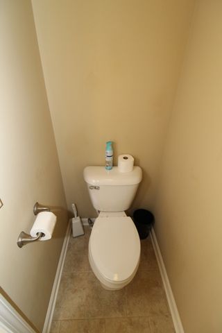 725 Lick Creek Rd, Hartsville, TN 37074