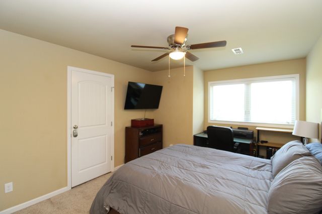 725 Lick Creek Rd, Hartsville, TN 37074