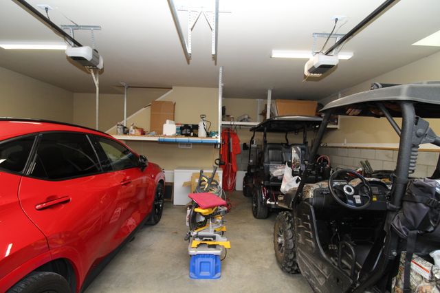 725 Lick Creek Rd, Hartsville, TN 37074