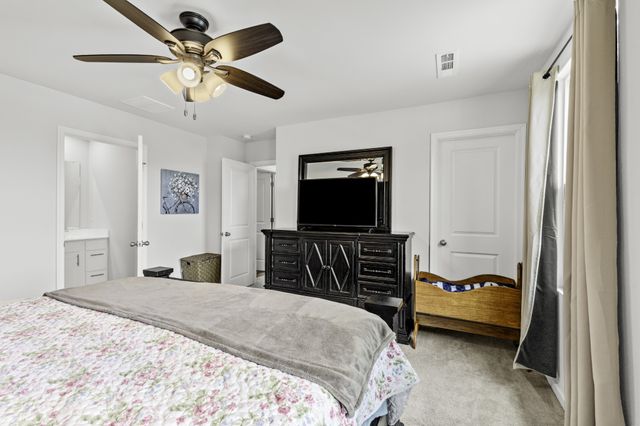 1066 Cone Blvd, Nashville, TN 37207