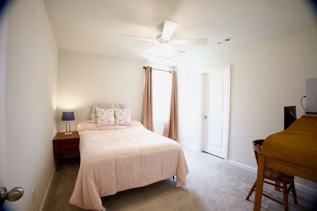 1066 Cone Blvd, Nashville, TN 37207
