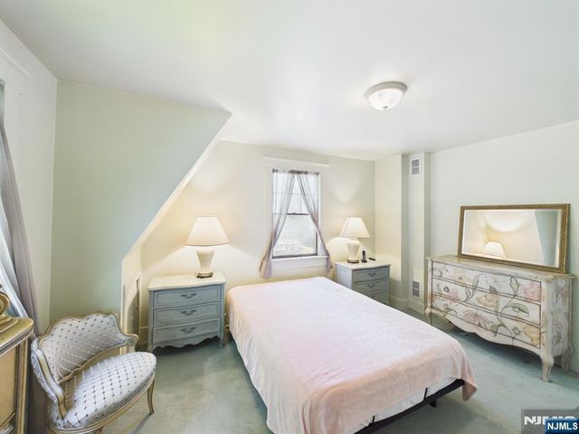 440 Grove Street, Oradell, NJ 07649