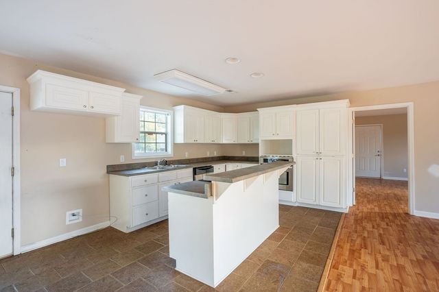 183 Redwing Rd., Ashford, AL 36312