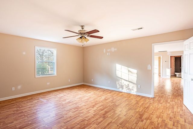 183 Redwing Rd., Ashford, AL 36312