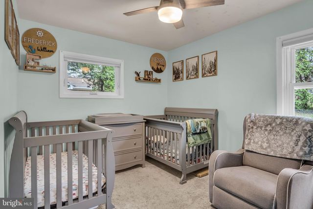 5224 OXFORD DR, Mechanicsburg, PA 17055
