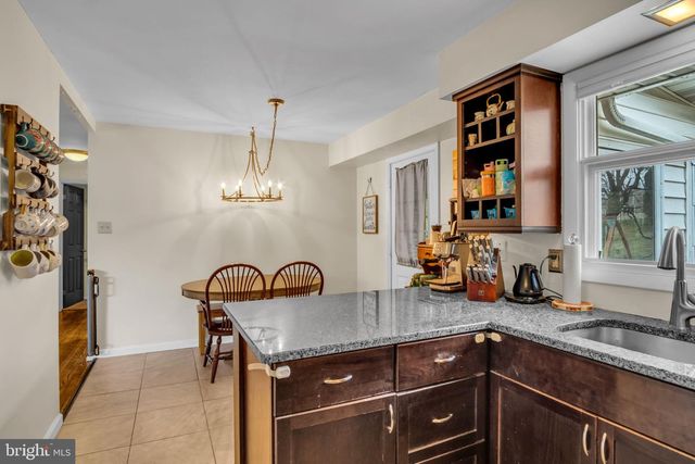 5224 OXFORD DR, Mechanicsburg, PA 17055