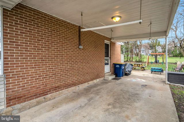5224 OXFORD DR, Mechanicsburg, PA 17055